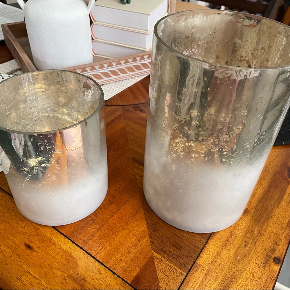 White/Gold Medium and Large Vase